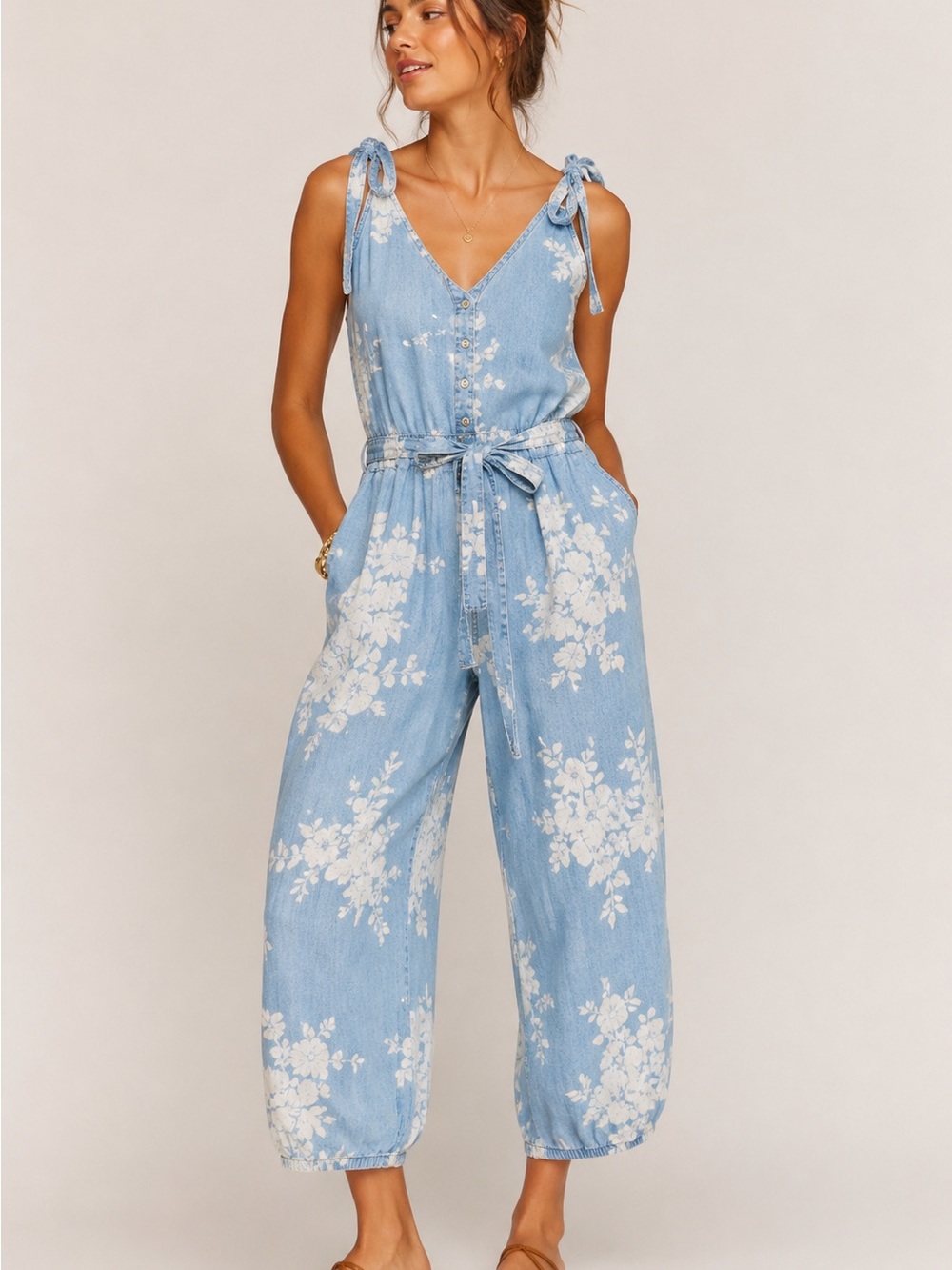 Pilcro Anthropologie Chambray Floral Jumpsuit XS Blue White Tie Waist Cropped - Picture 2 of 8